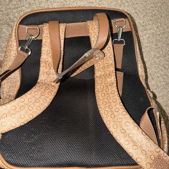 Stunning Guess Manhattan Monogram Backpack - Send Offers - Picture 3 of 8